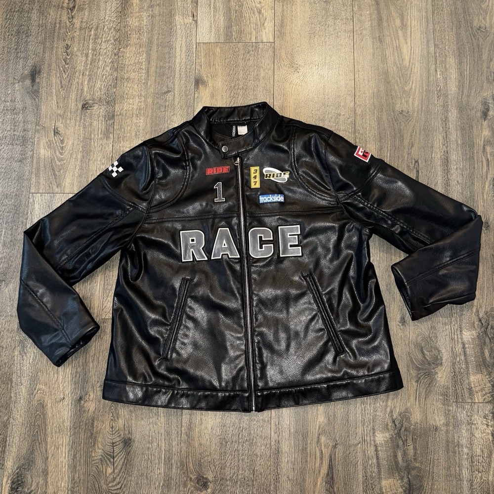 Divided H&M Men's Sz L Cafe Racer Faux Leather Jacket Zipup Black Motifs Biker